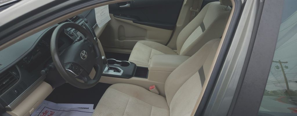 2014 Toyota Camry Image 7