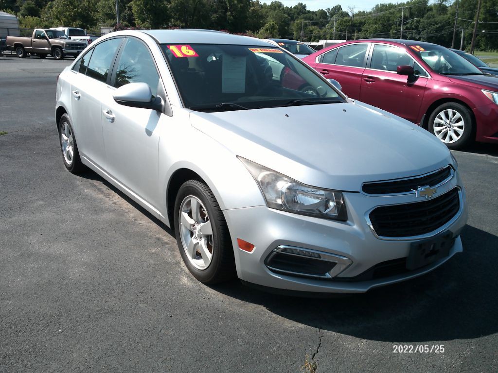 2016 Chevrolet Cruze Image 3