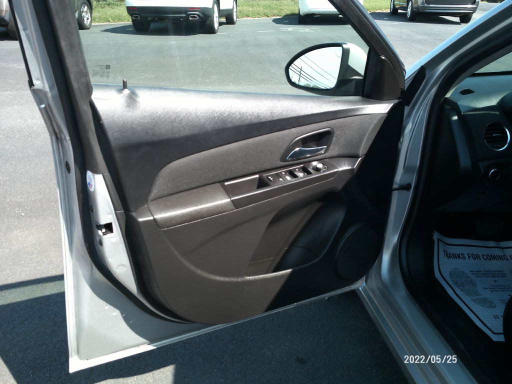 2016 Chevrolet Cruze Image 9