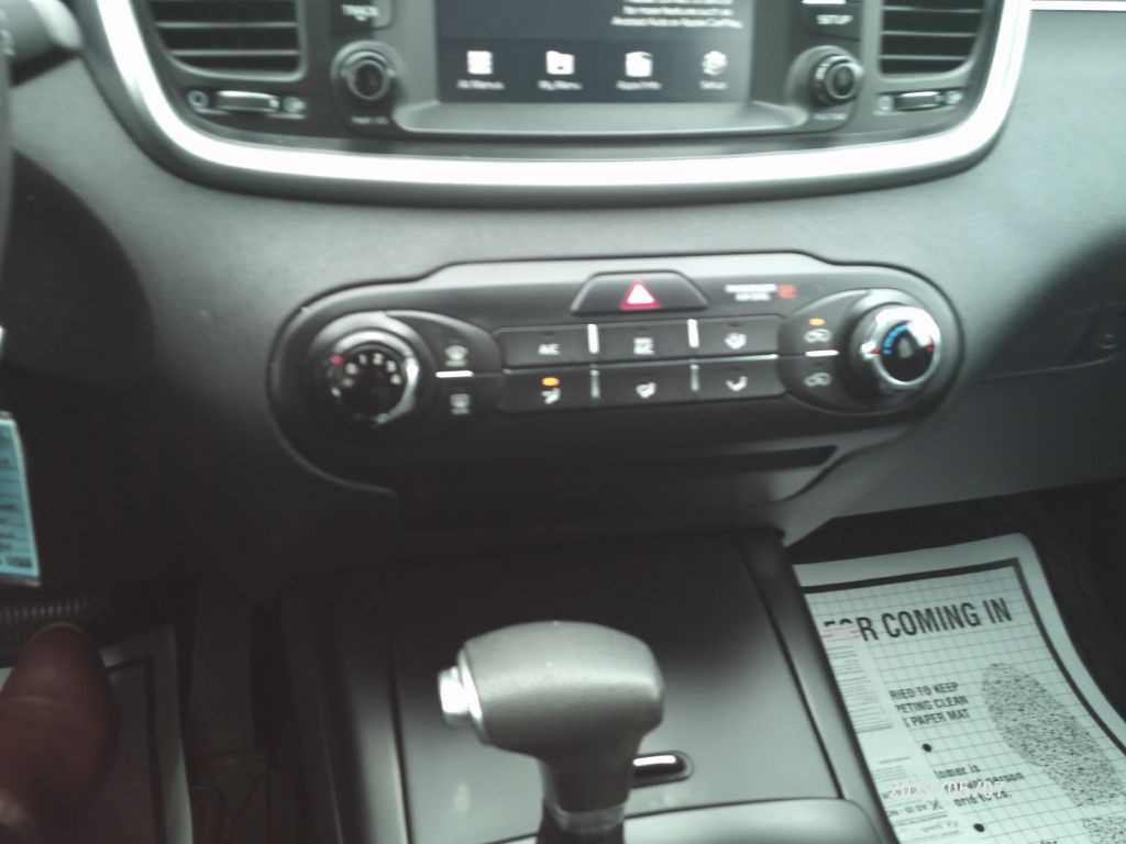 2019 Kia Sorento Image 15
