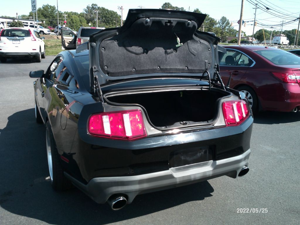 2012 Ford Mustang Image 6