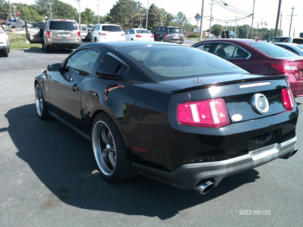 2012 Ford Mustang Image 8