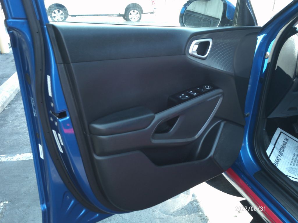 2021 Kia Soul Image 12