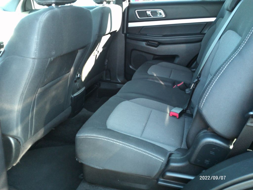 2017 Ford Explorer Image 23