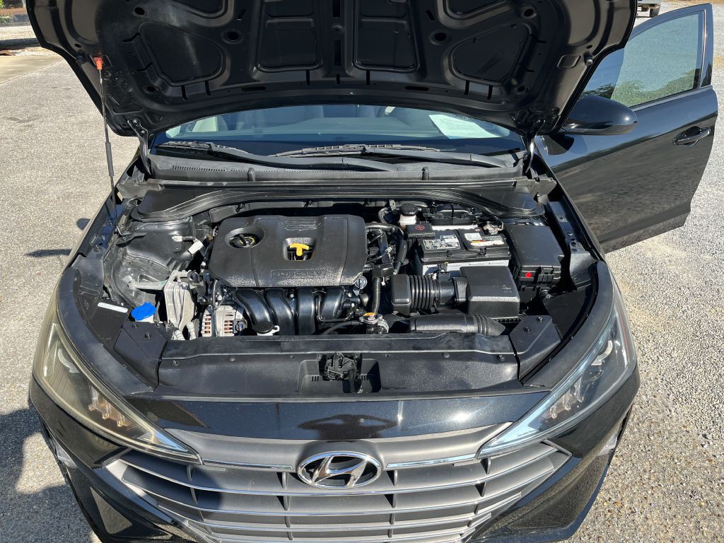 2020 Hyundai Elantra Image 5