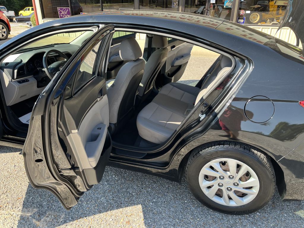 2020 Hyundai Elantra Image 9