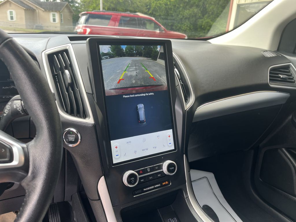 2022 Ford Edge Image 11