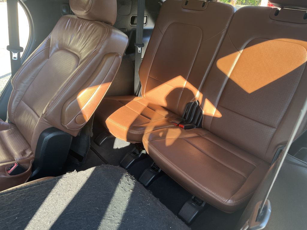 2014 Hyundai Santa Fe Image 10