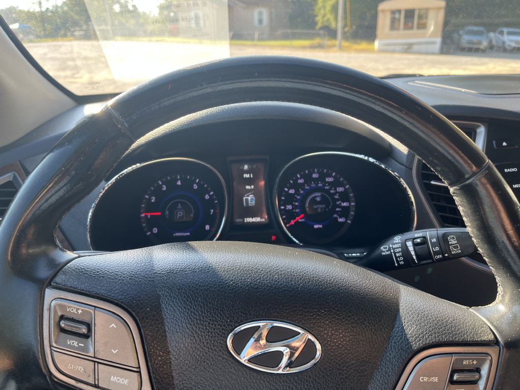 2014 Hyundai Santa Fe Image 13