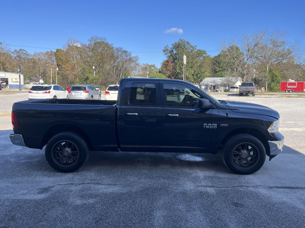 2017 RAM 1500 Image 3
