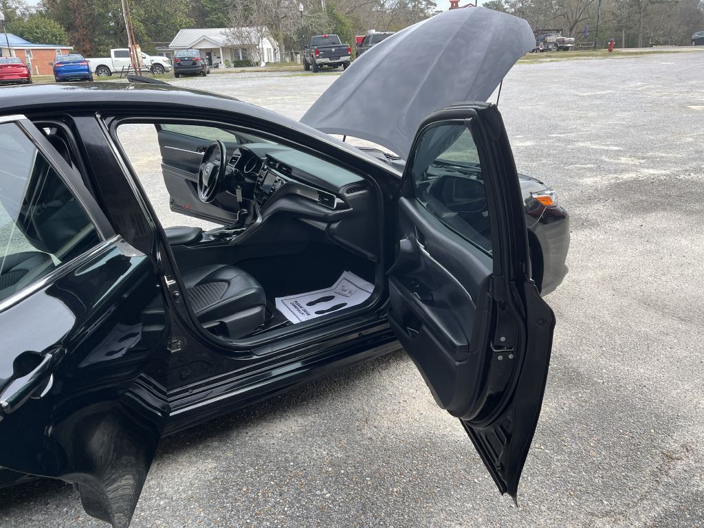 2020 Toyota Camry Image 5