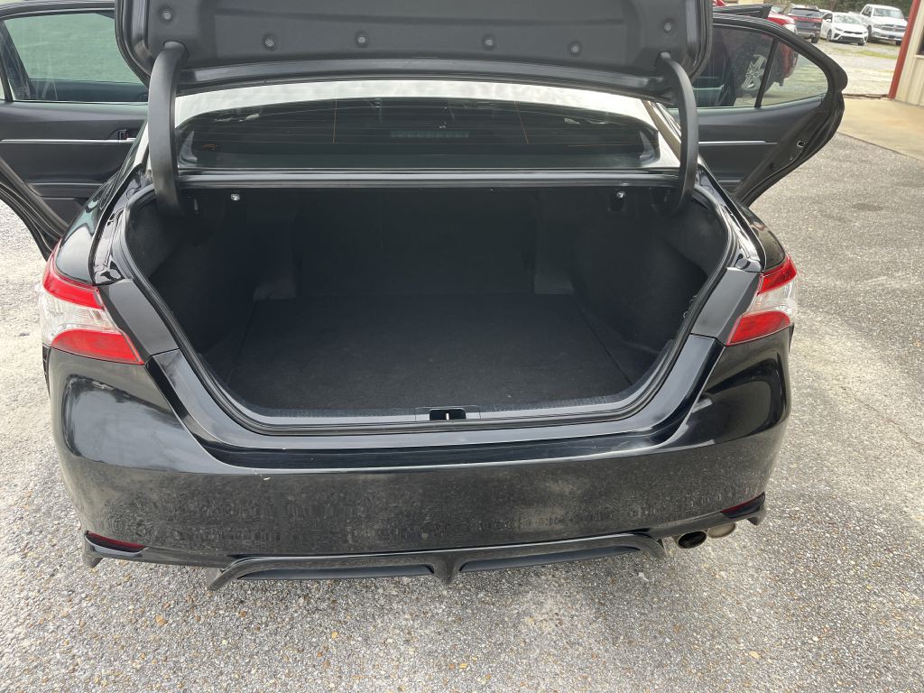 2020 Toyota Camry Image 9