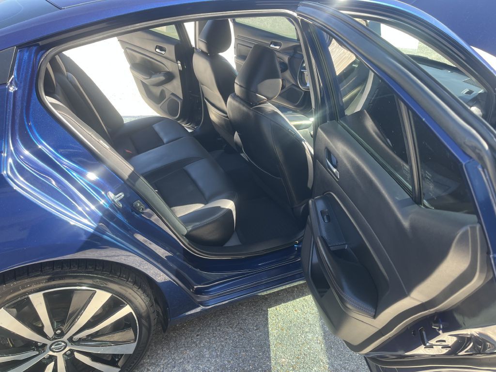 2019 Nissan Altima Image 6