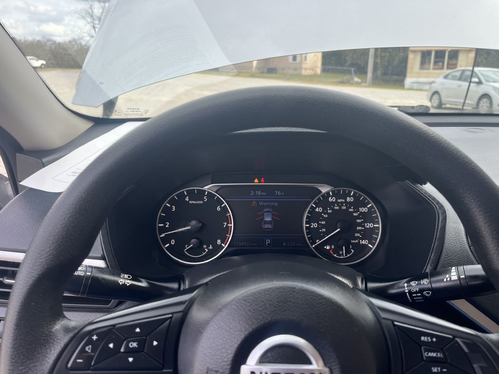 2021 Nissan Altima Image 9