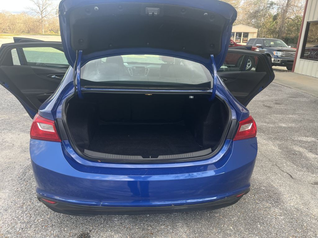 2023 Chevrolet Malibu Image 9