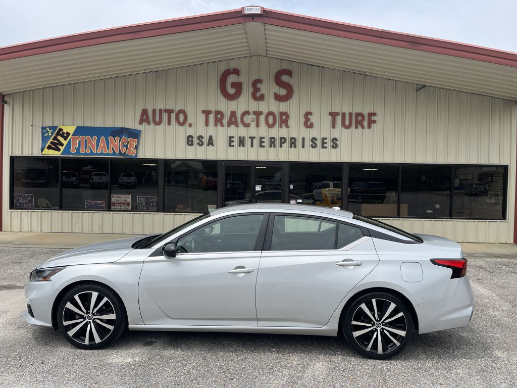 2021 Nissan Altima Image 1