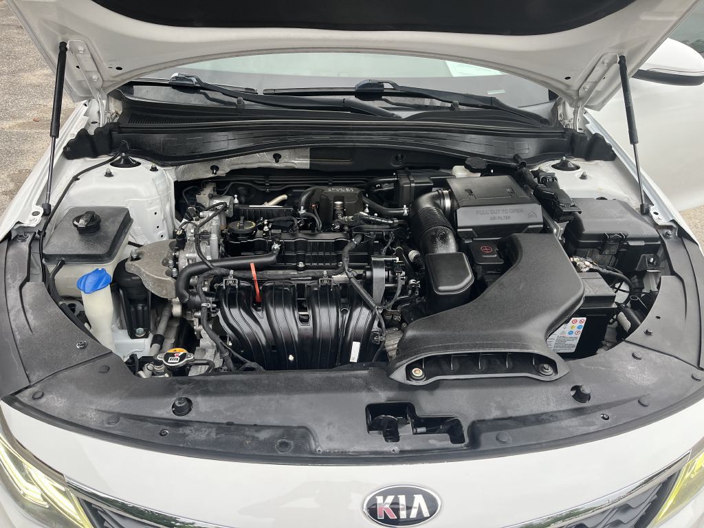 2020 Kia Optima Image 10