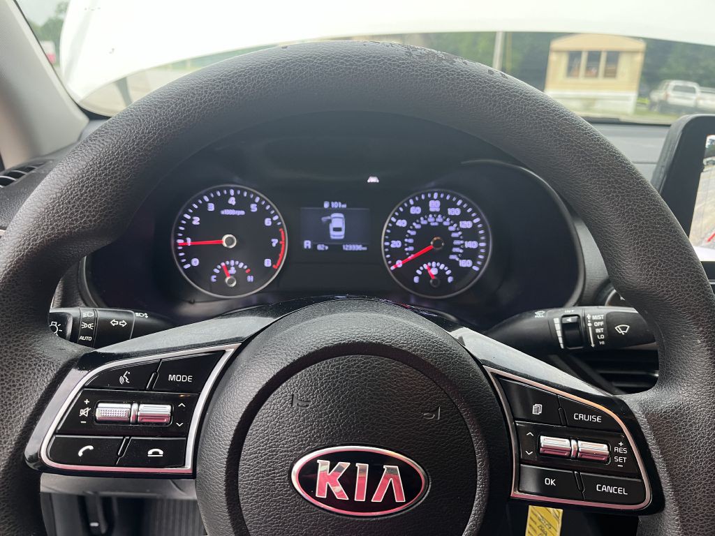 2019 Kia Forte Image 11