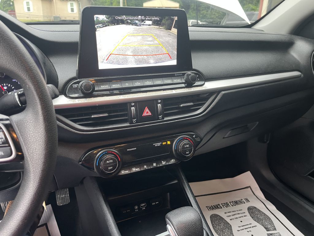 2019 Kia Forte Image 12