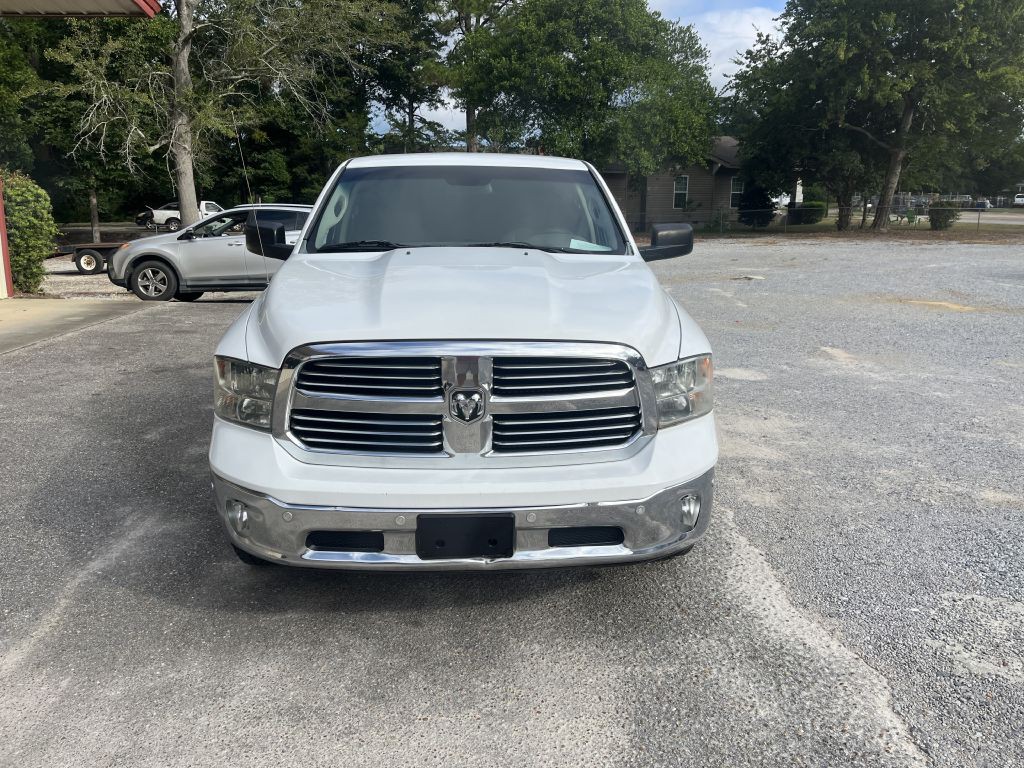 2014 RAM 1500 Image 2