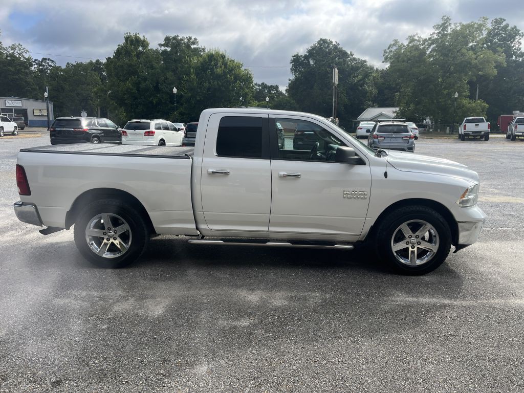 2014 RAM 1500 Image 3