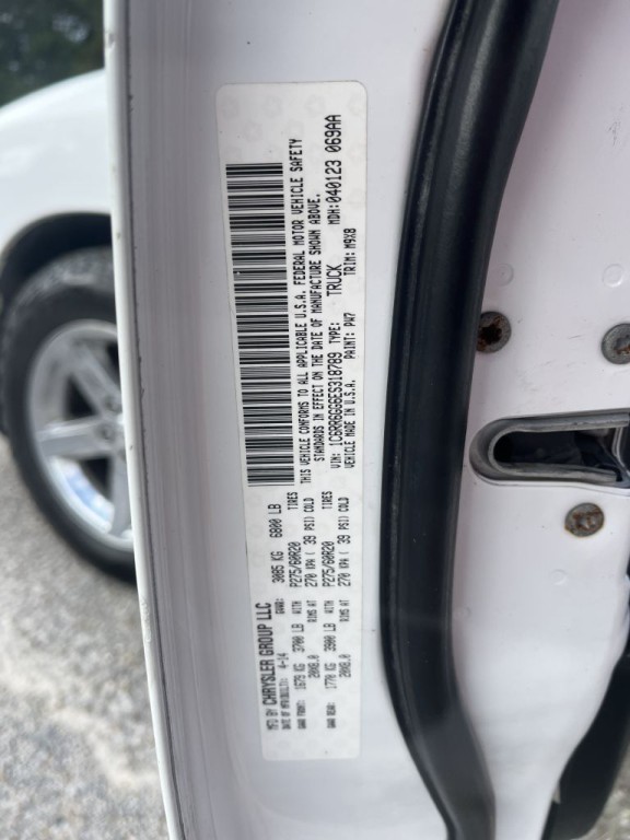 2014 RAM 1500 Image 10