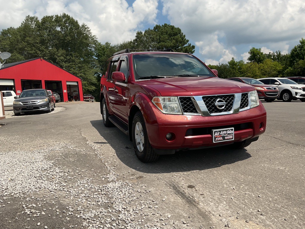 2006 Nissan Pathfinder Image 2