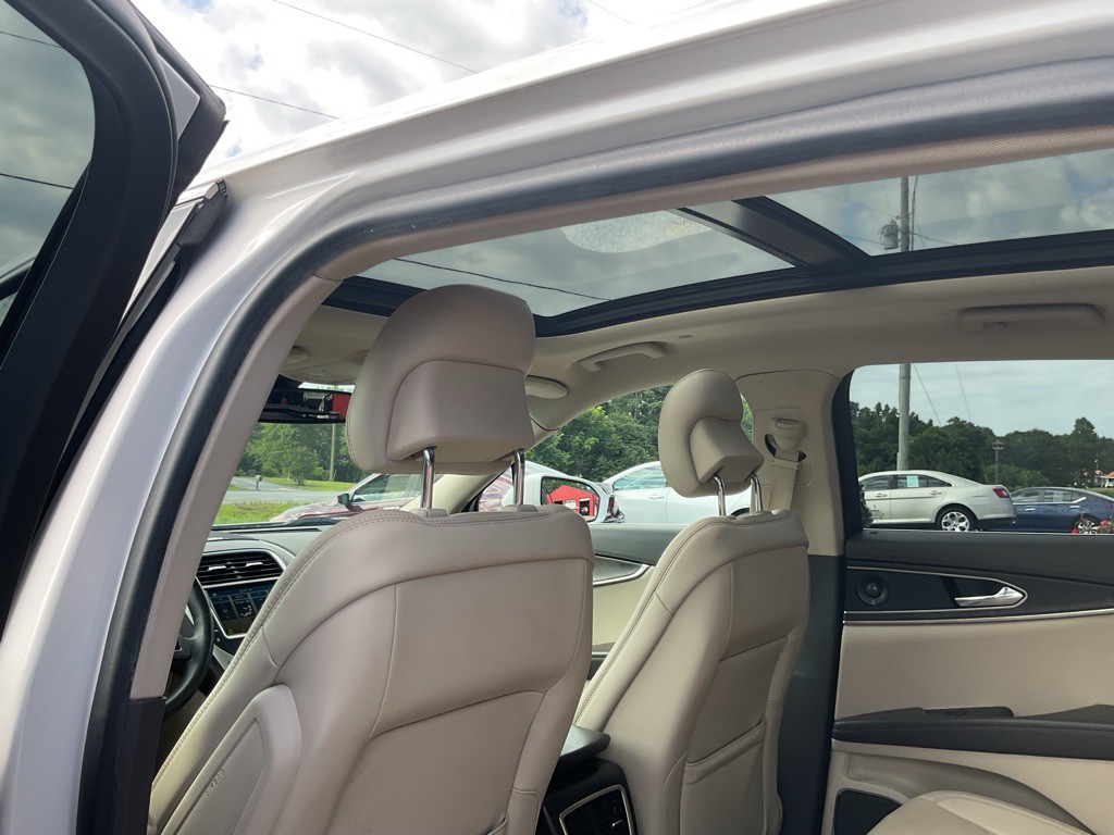 2016 Lincoln MKX Image 12