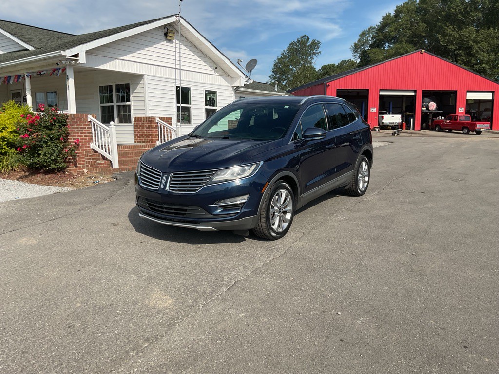2017 Lincoln MKC Image 1