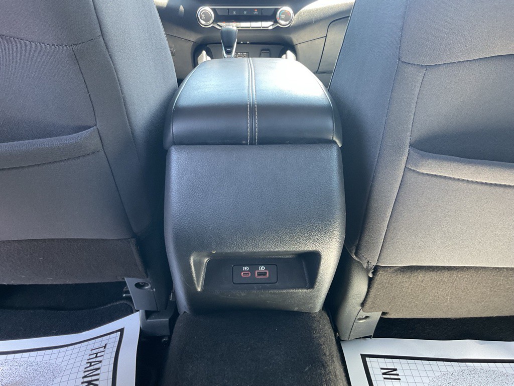 2020 Nissan Altima Image 10