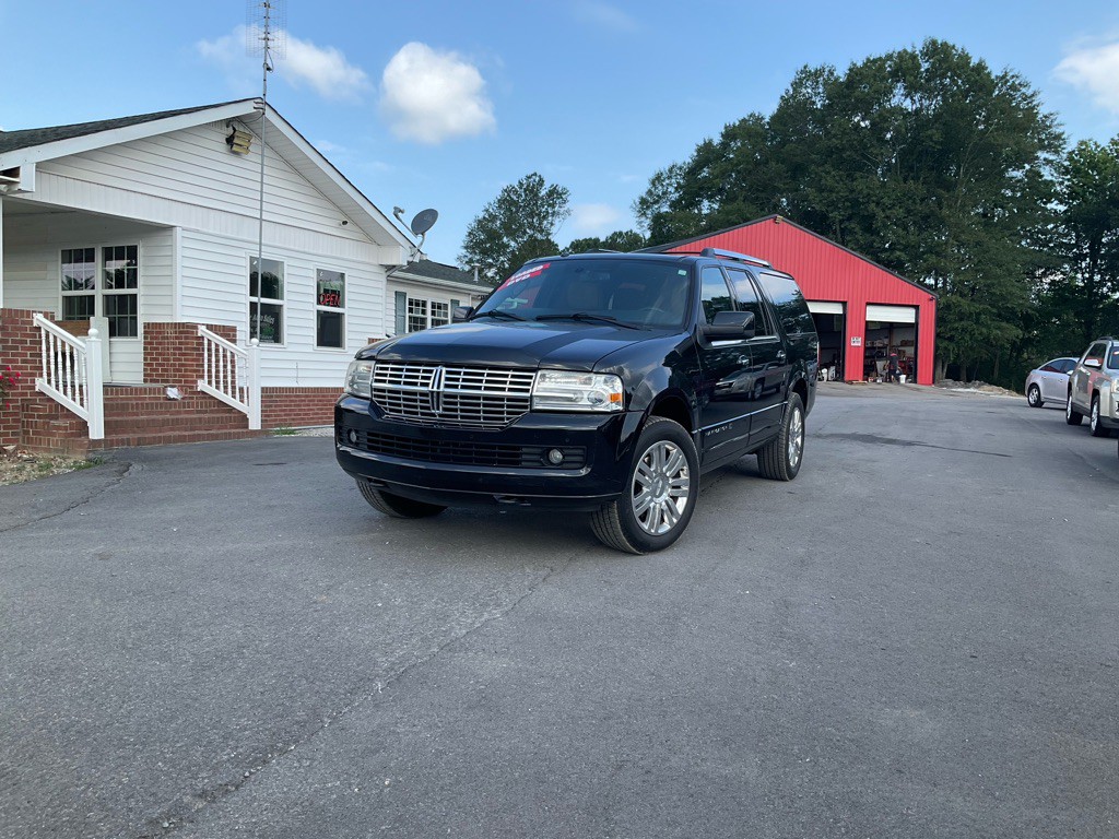 2013 Lincoln Navigator Image 1