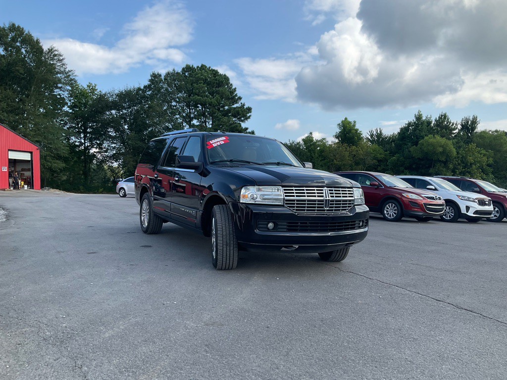 2013 Lincoln Navigator Image 4