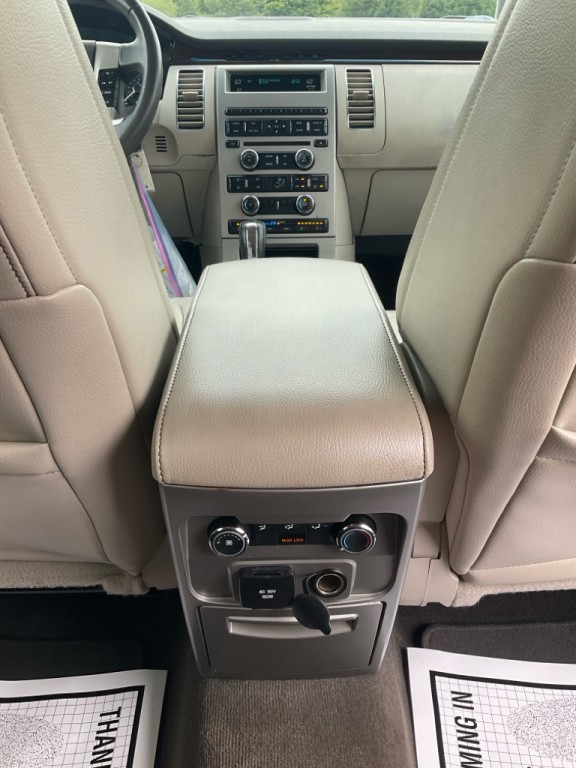 2011 Ford Flex Image 17