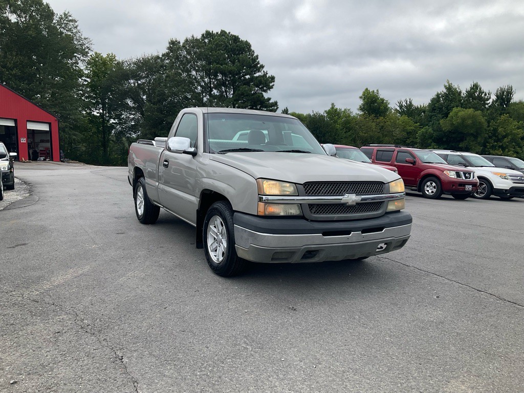 2004 Chevrolet Silverado 1500 Image 3