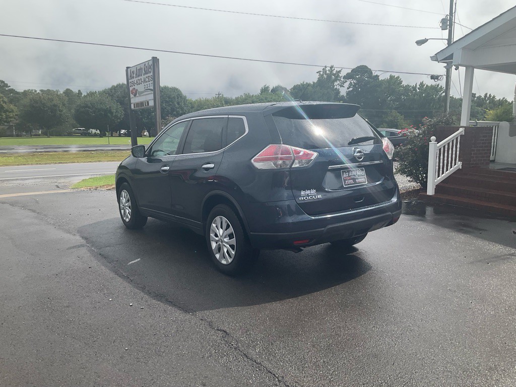 2015 Nissan Rogue Image 4