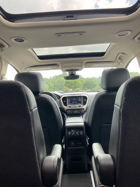 2021 GMC Acadia Image 8