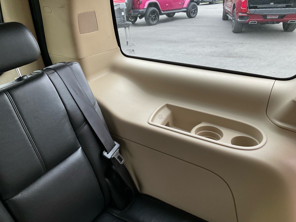 2007 Chevrolet Tahoe Image 12