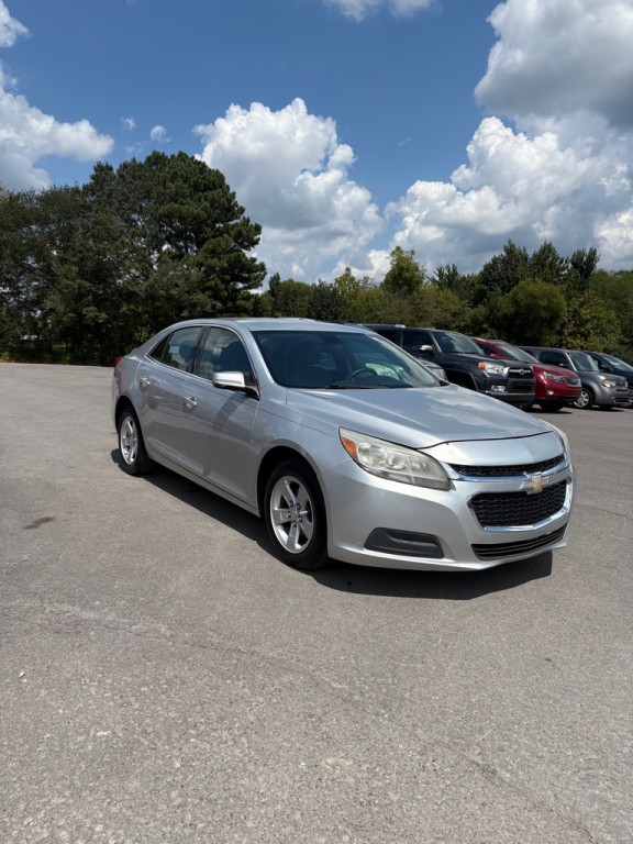 2016 Chevrolet Malibu Image 3