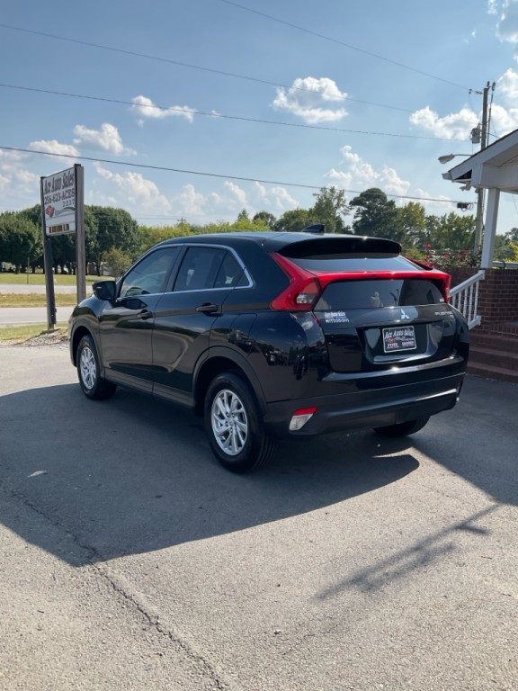2019 Mitsubishi Eclipse Image 4
