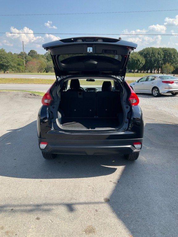2019 Mitsubishi Eclipse Image 6