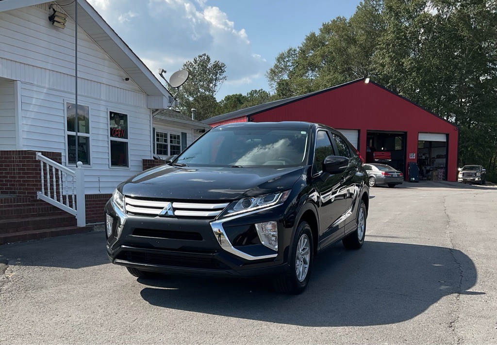 2019 Mitsubishi Eclipse Image 7