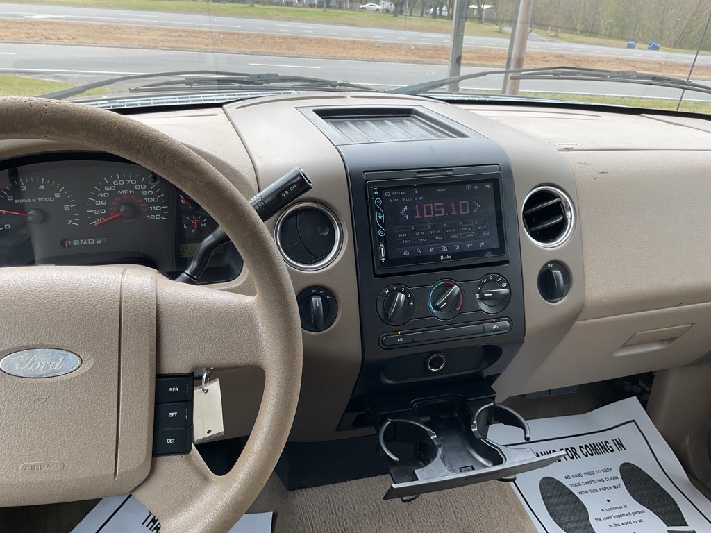 2005 Ford F-150 Image 10