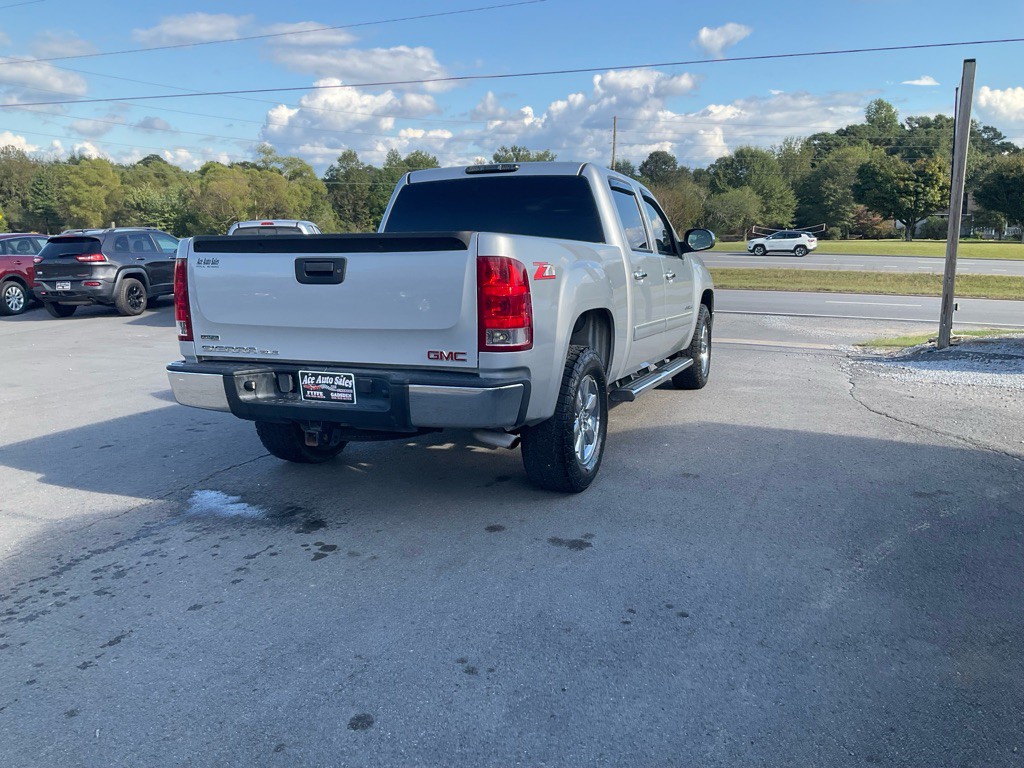 2011 GMC Sierra 1500 Image 3