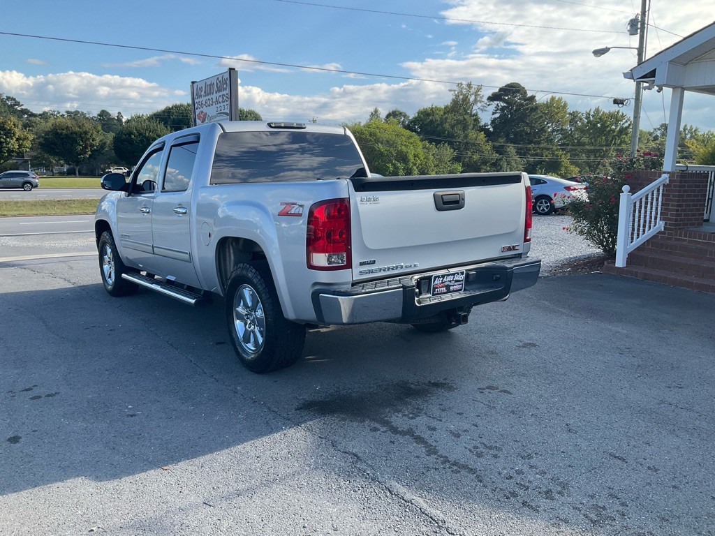 2011 GMC Sierra 1500 Image 4