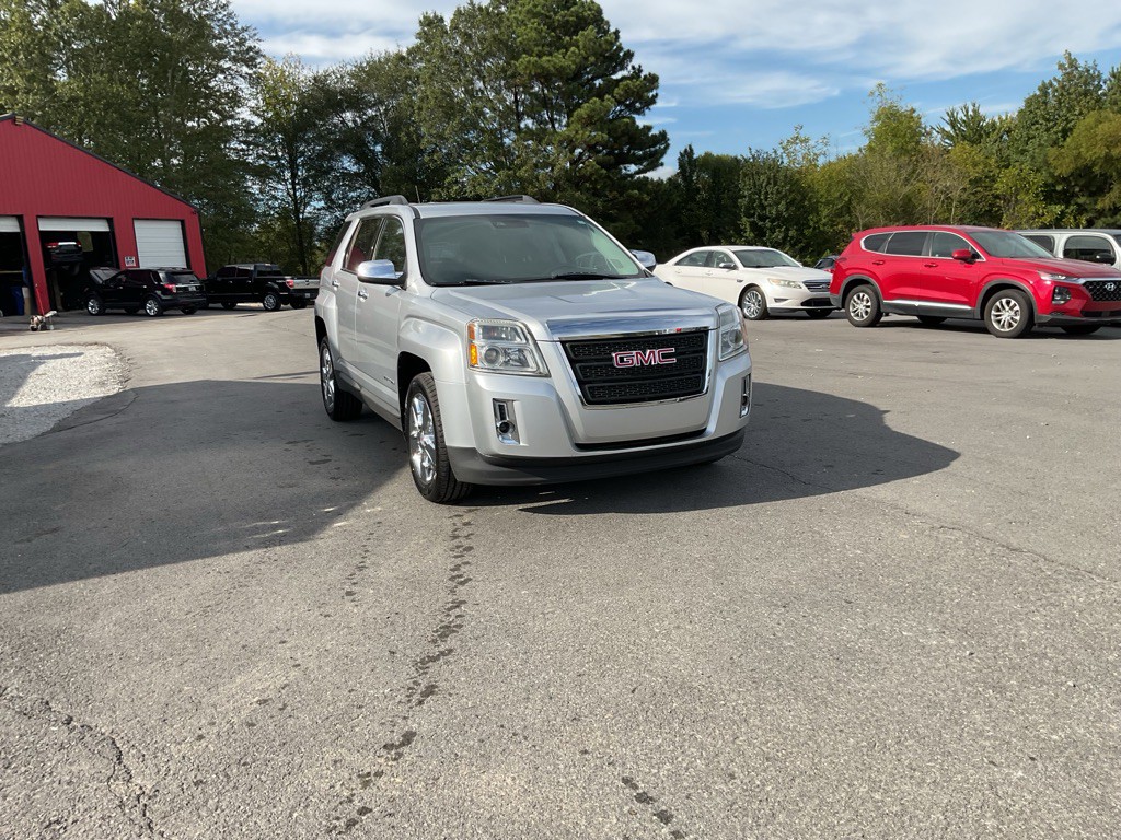 2015 GMC Terrain Image 2