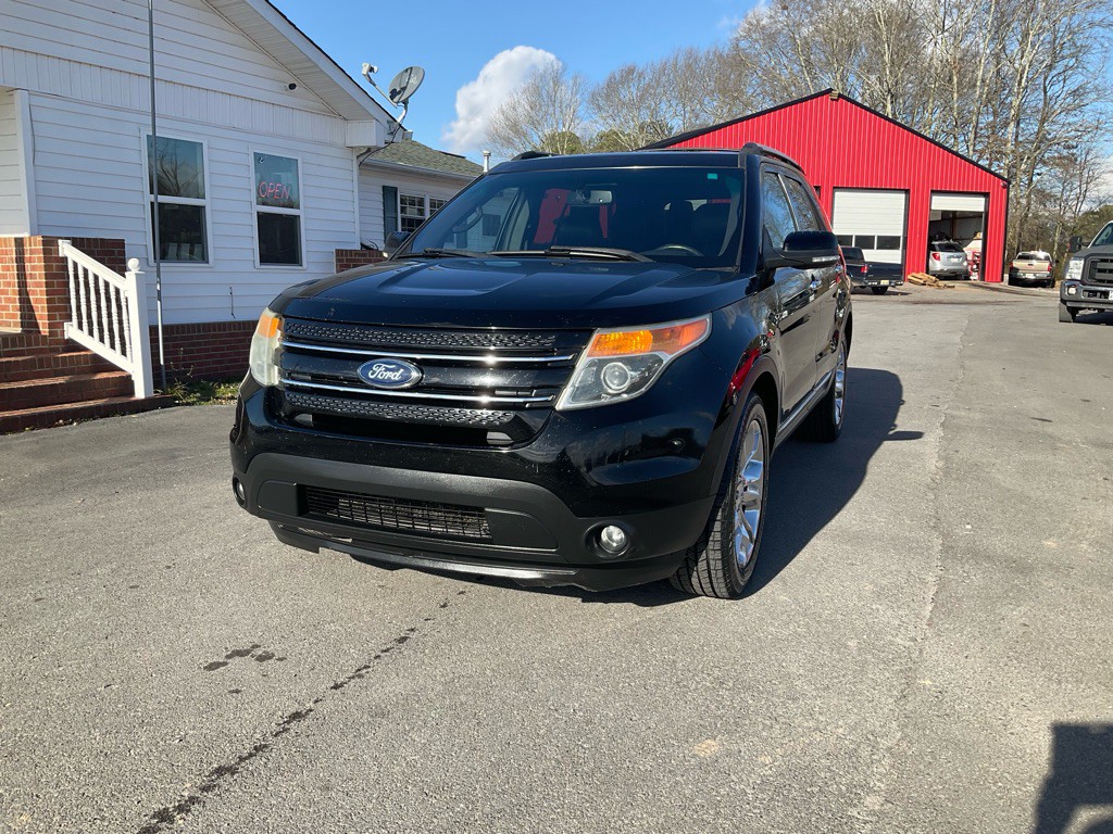 2011 Ford Explorer Image 1