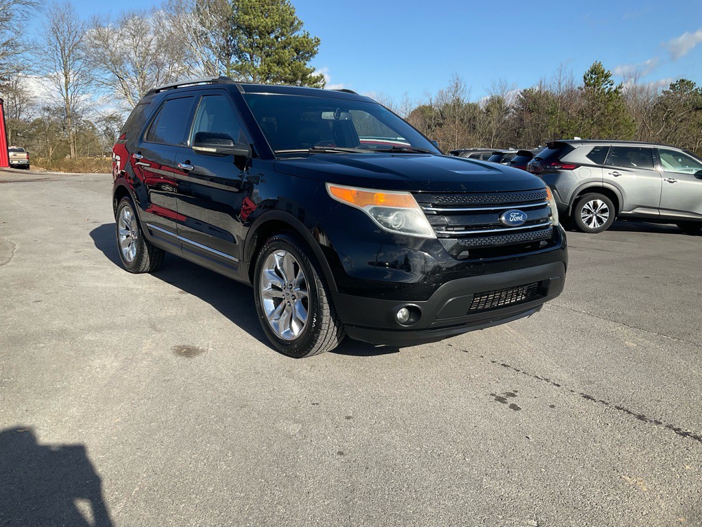 2011 Ford Explorer Image 2