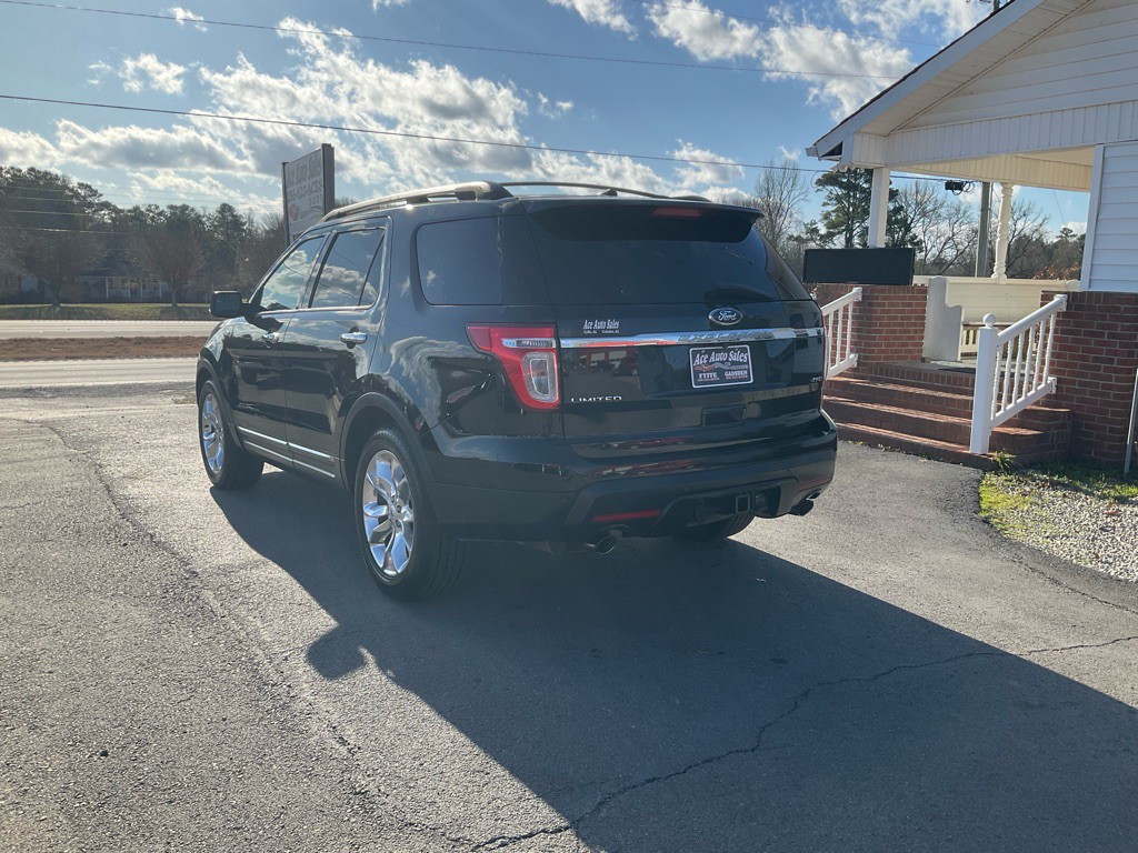 2011 Ford Explorer Image 4