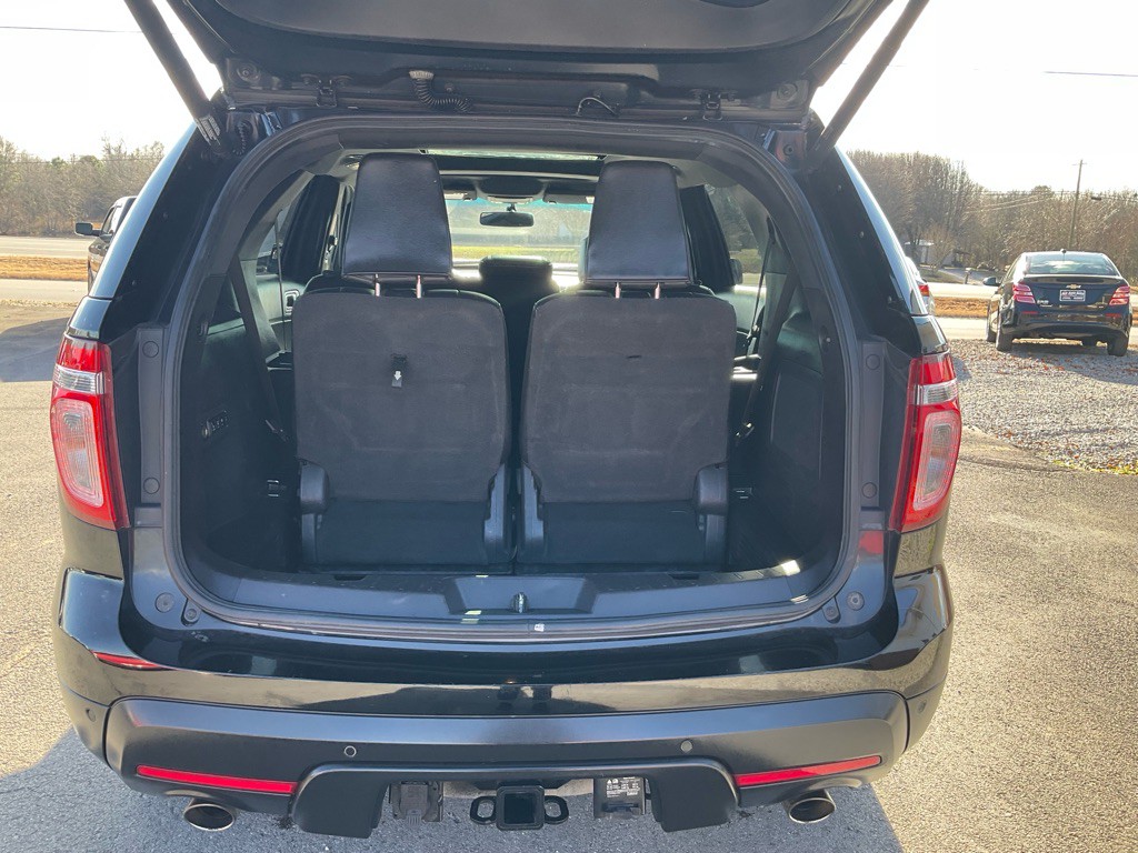 2011 Ford Explorer Image 10