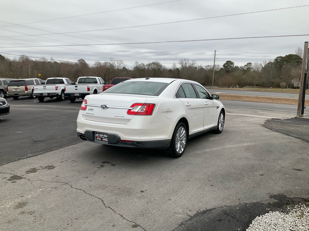 2011 Ford Taurus Image 3